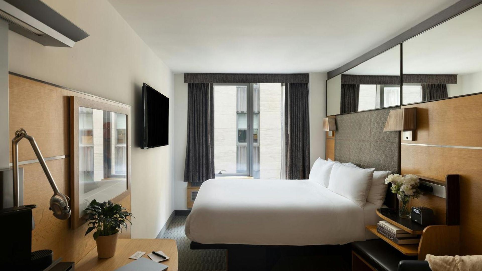 The Jewel Hotel, 4*
