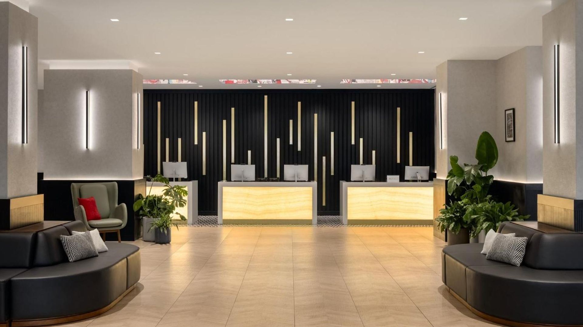 Crowne Plaza Manhattan Times Square By Ihg Hotel