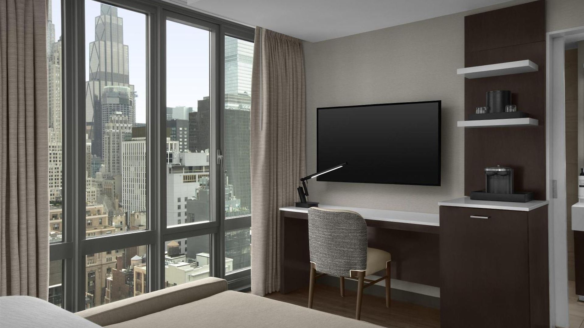 Newly Renovated Embassy By Hilton Manhattan Times Square 4* New York