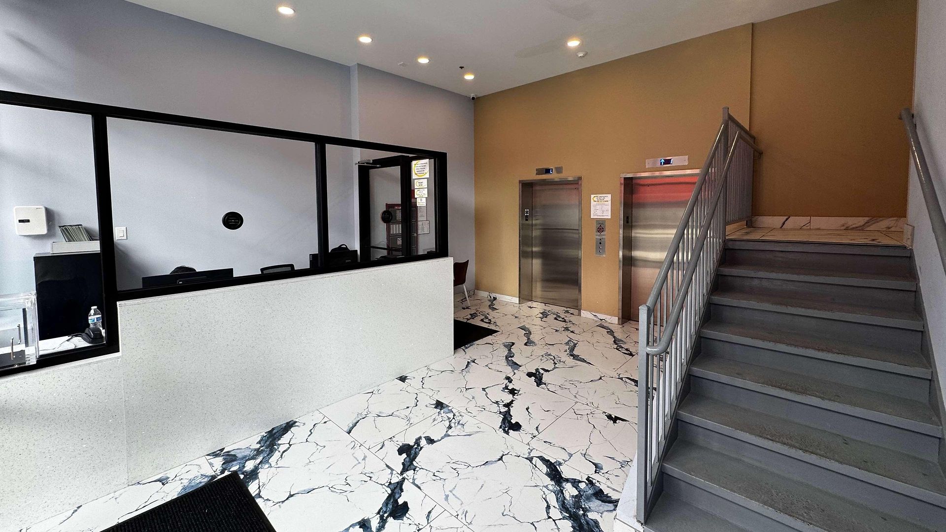Super 8 By Wyndham Brooklyn Fulton Street Broadway Junction Hotel 2*