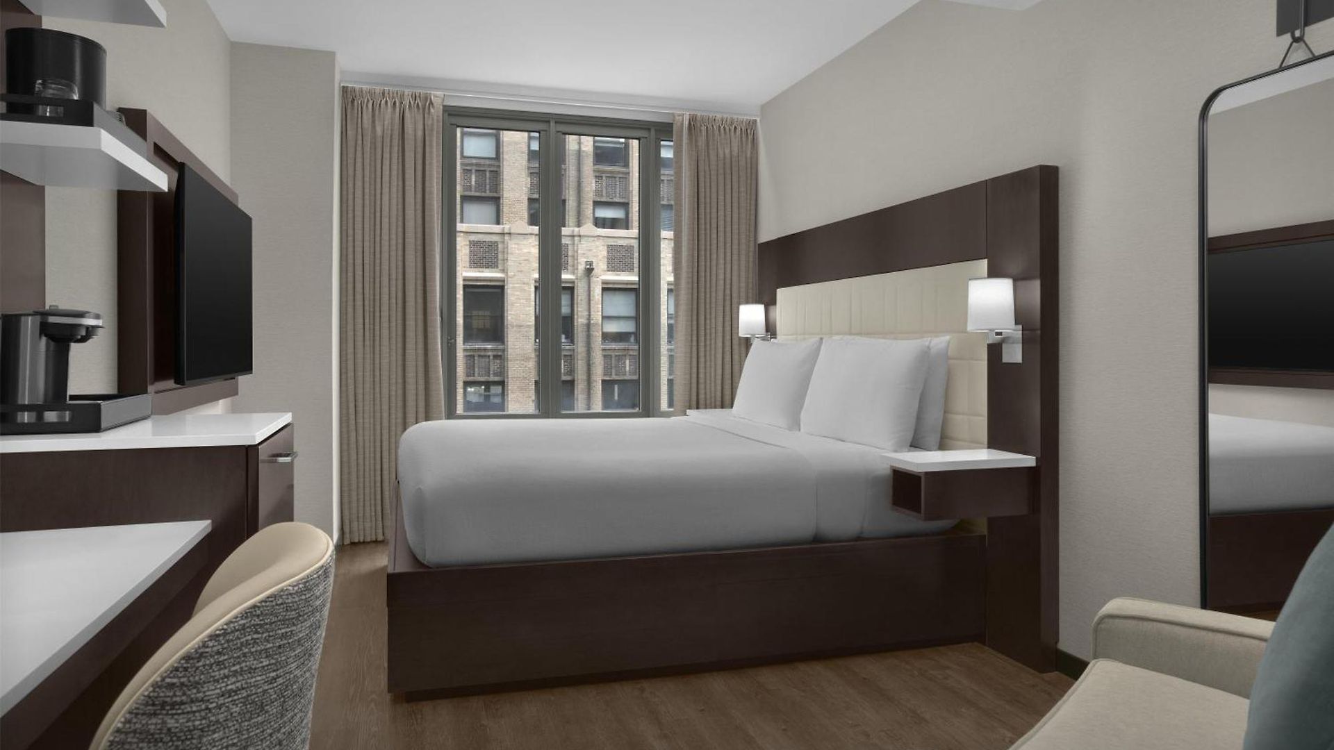 Newly Renovated Embassy By Hilton Manhattan Times Square 4* New York