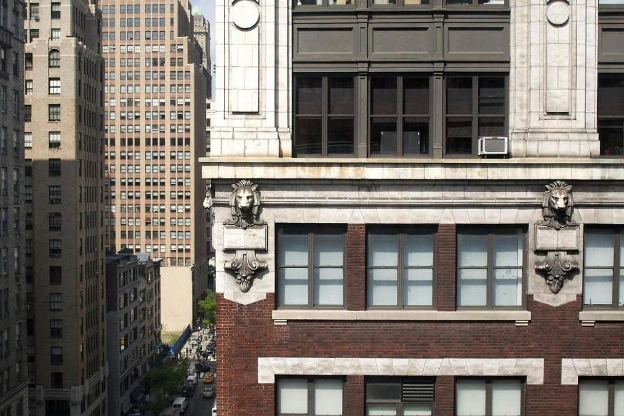 Aka Nomad Hotel