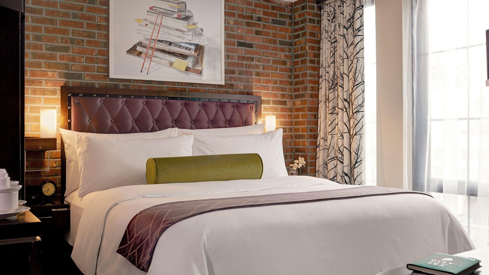 Archer Hotel 4*