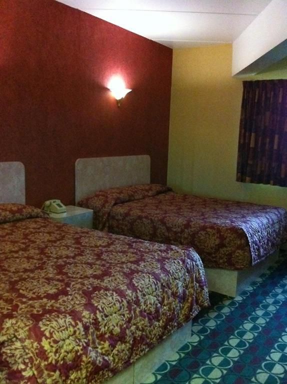 Motel Linden Motor - Brooklyn New York