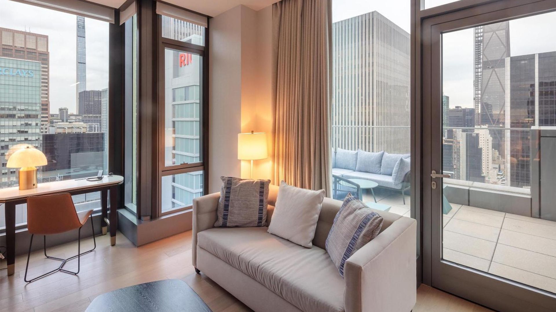 Hotel Tempo By Hilton Times Square 4*