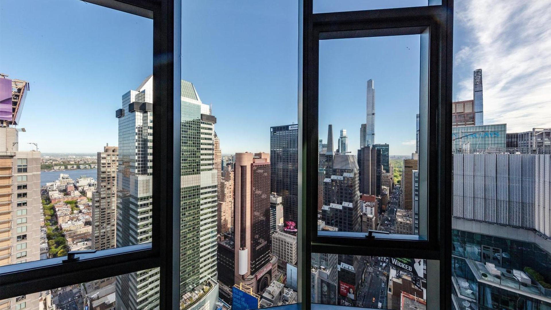 Tempo By Hilton Times Square Hotel