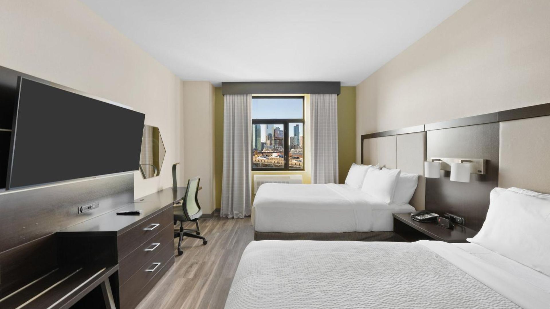 Hotel Express Long Island E - By Ihg