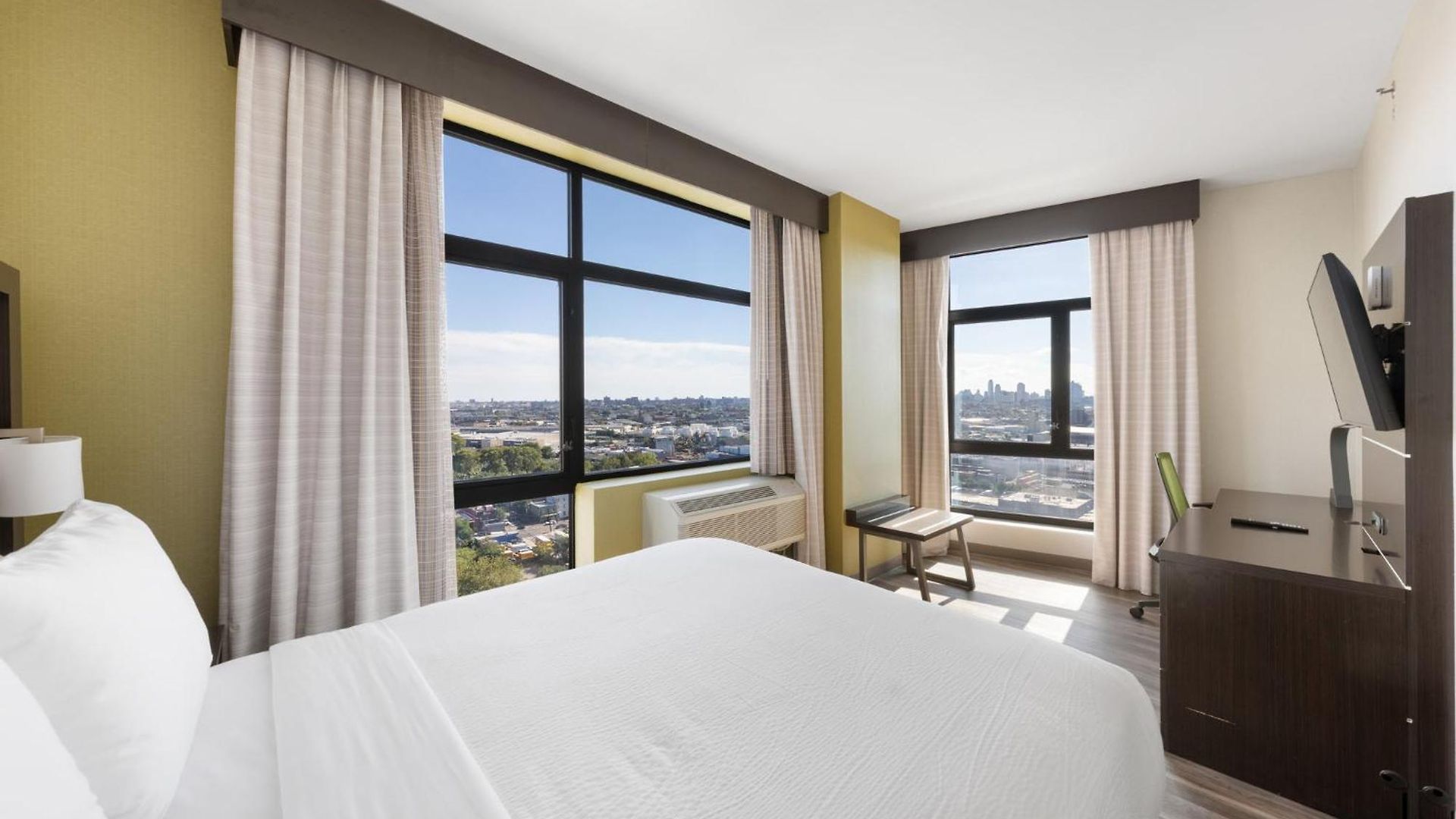 Hotel Express Long Island E - By Ihg New York