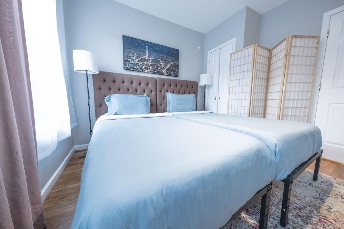 2br Near Mount Sinai & Metropolitan Hospitals Apartment New York