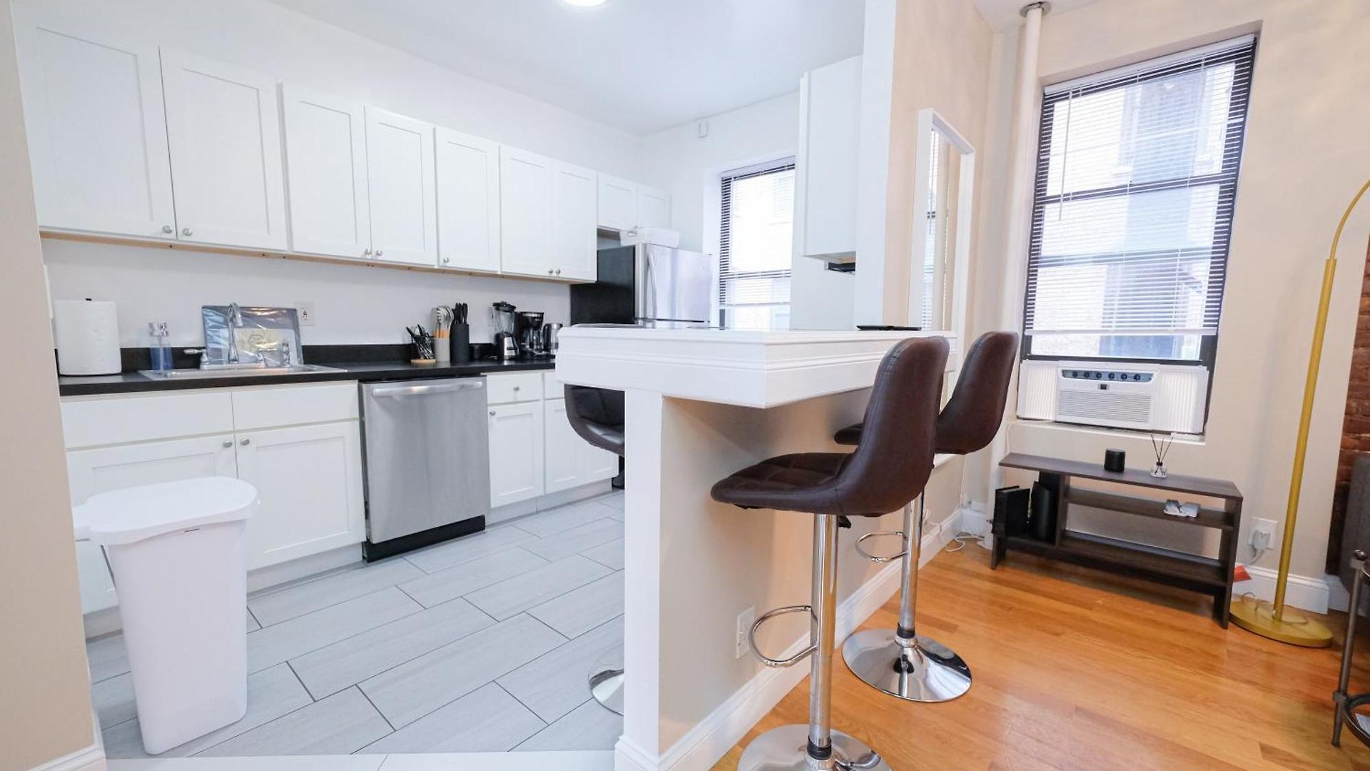 Sunny 4br/2ba Retreat In Morningside Heights, Nyc New York