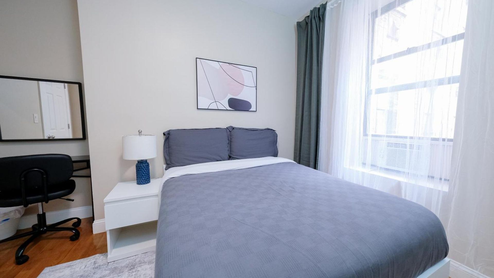 Holiday home Sunny 4br/2ba Retreat In Morningside Heights, Nyc