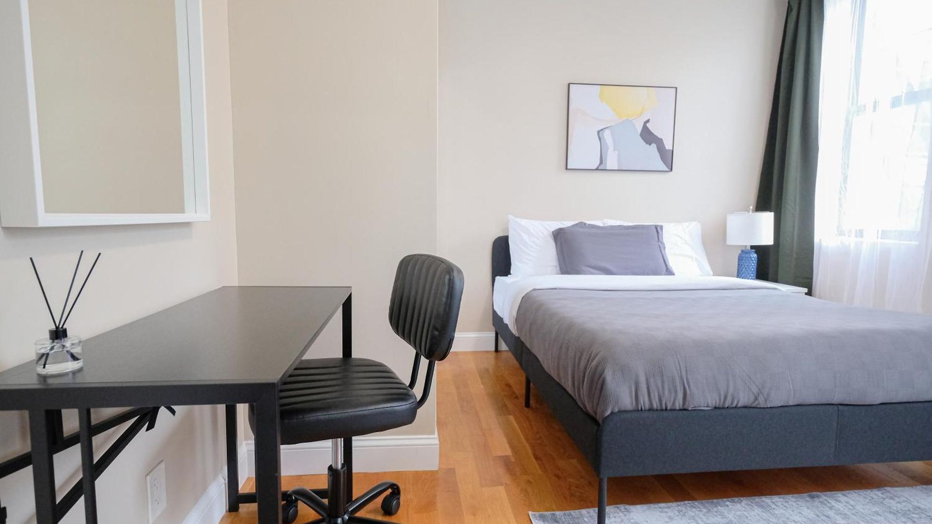 Sunny 4br/2ba Retreat In Morningside Heights, Nyc