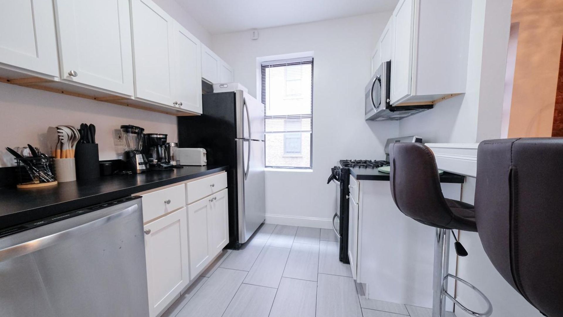 Sunny 4br/2ba Retreat In Morningside Heights, Nyc New York