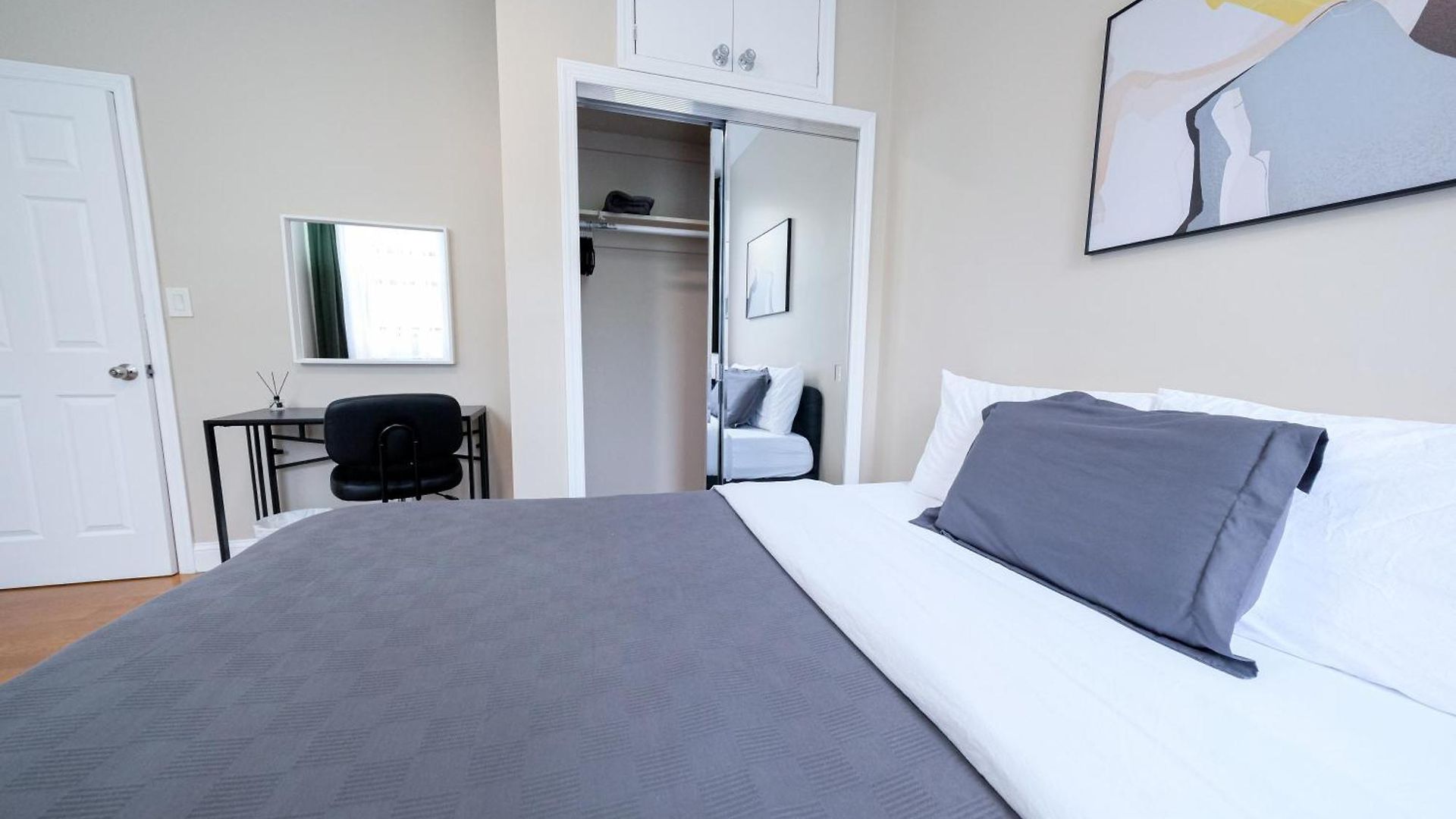 Holiday home Sunny 4br/2ba Retreat In Morningside Heights, Nyc *