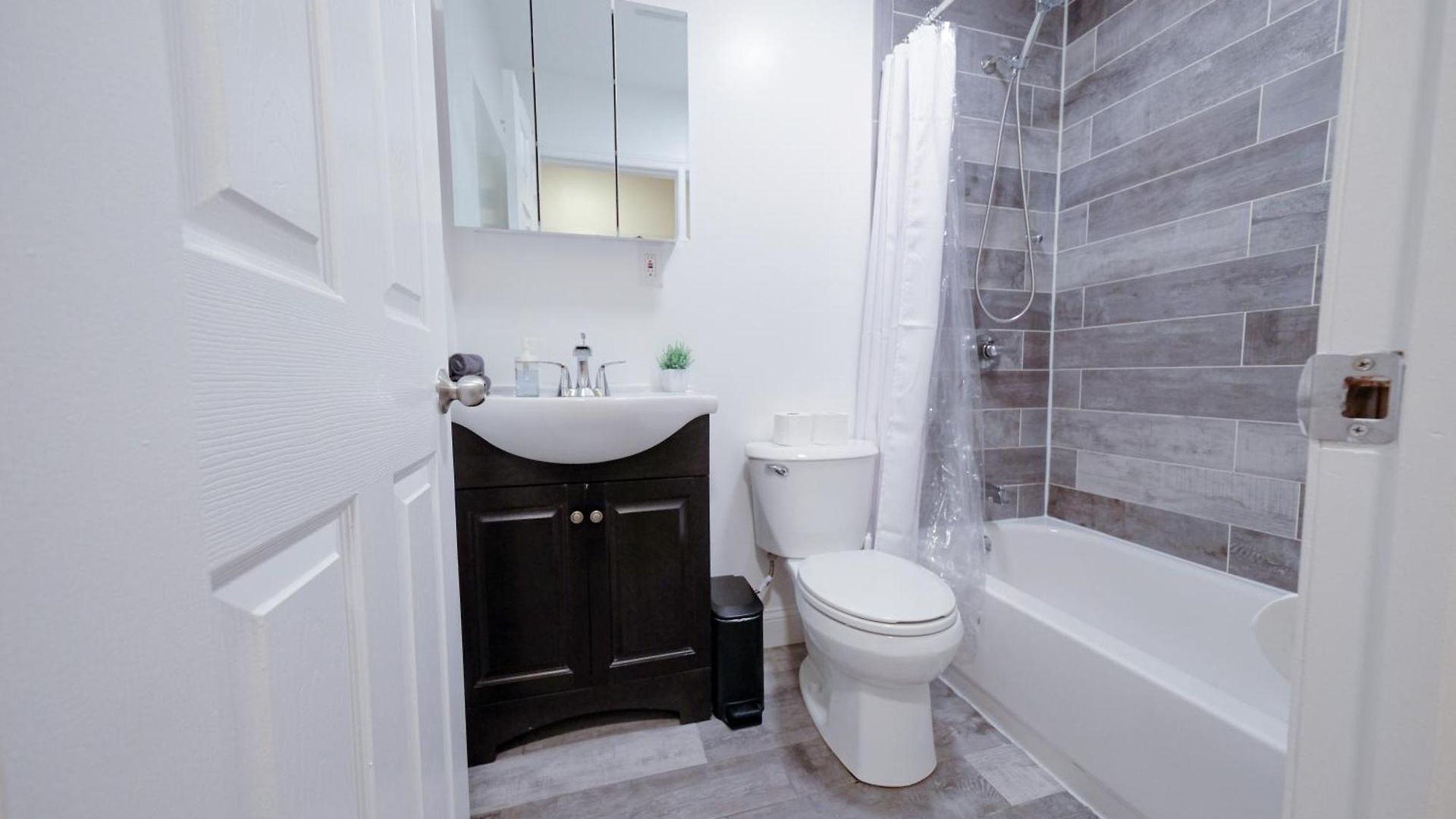 Sunny 4br/2ba Retreat In Morningside Heights, Nyc Holiday home New York