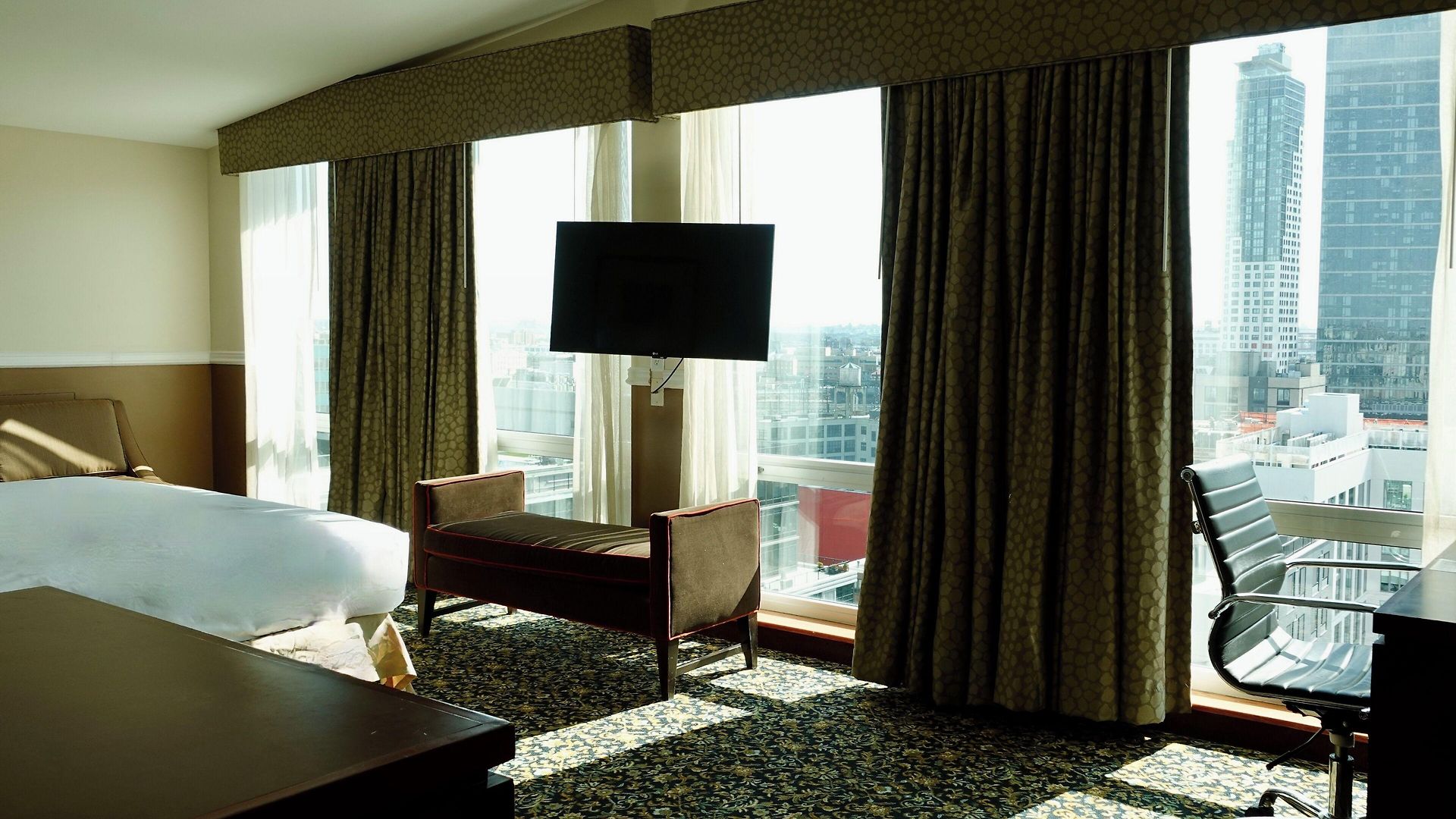 Lic Manhattan View Hotel