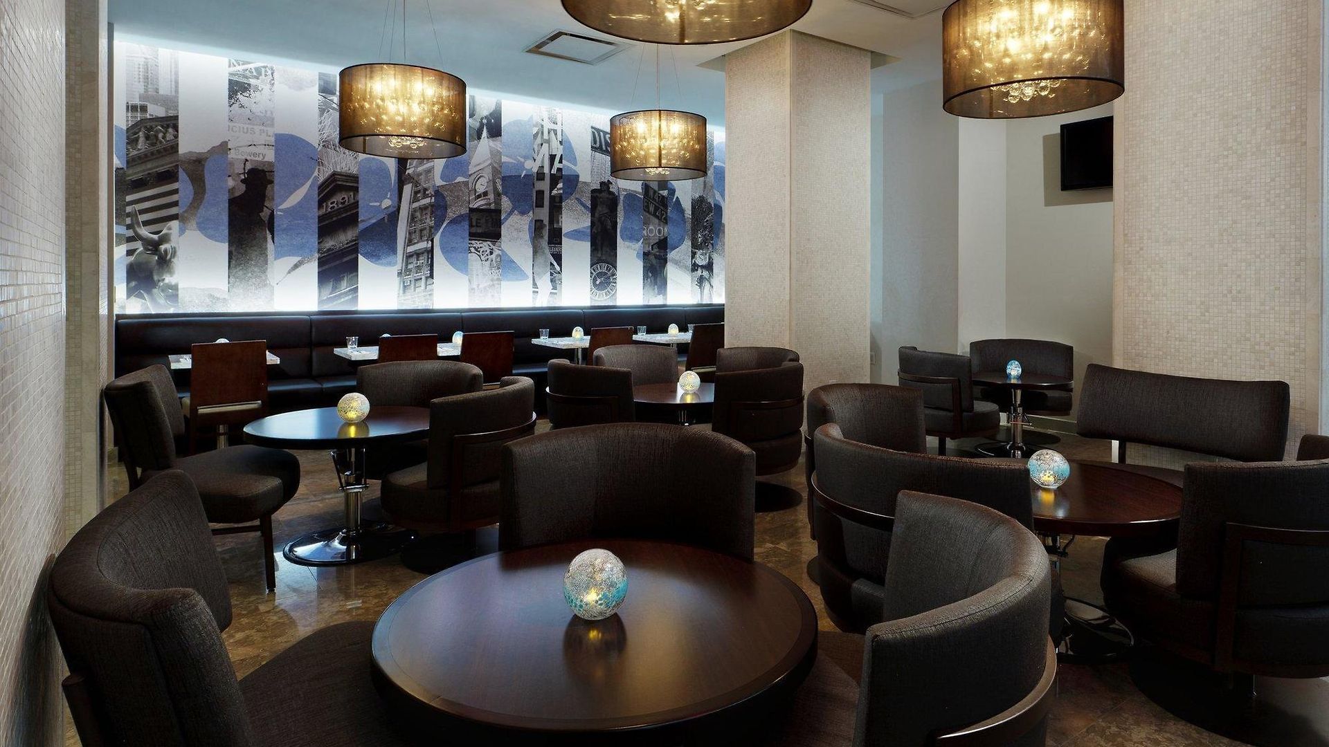 Distrikt City, Tapestry Collection By Hilton Hotel 4*