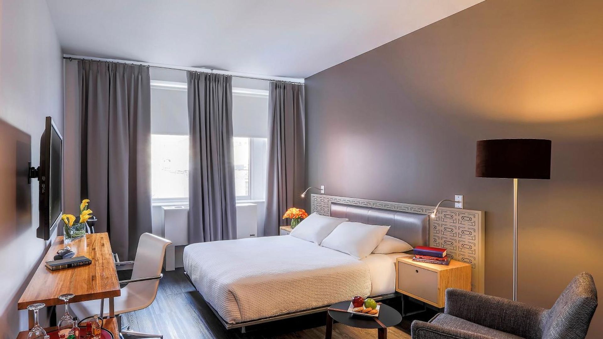 Nu Hotel 4*