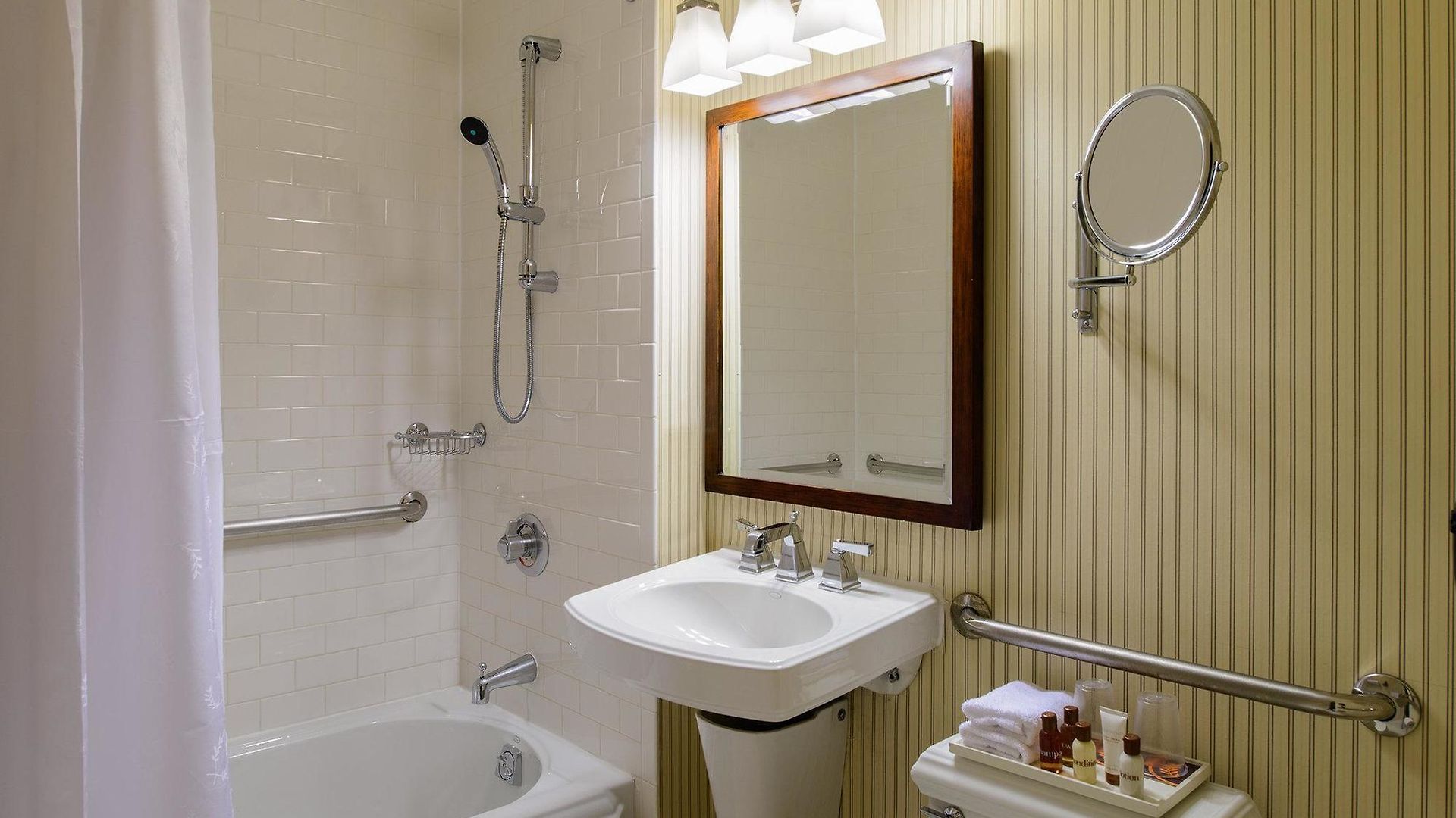 Sheraton Jfk Airport 3*