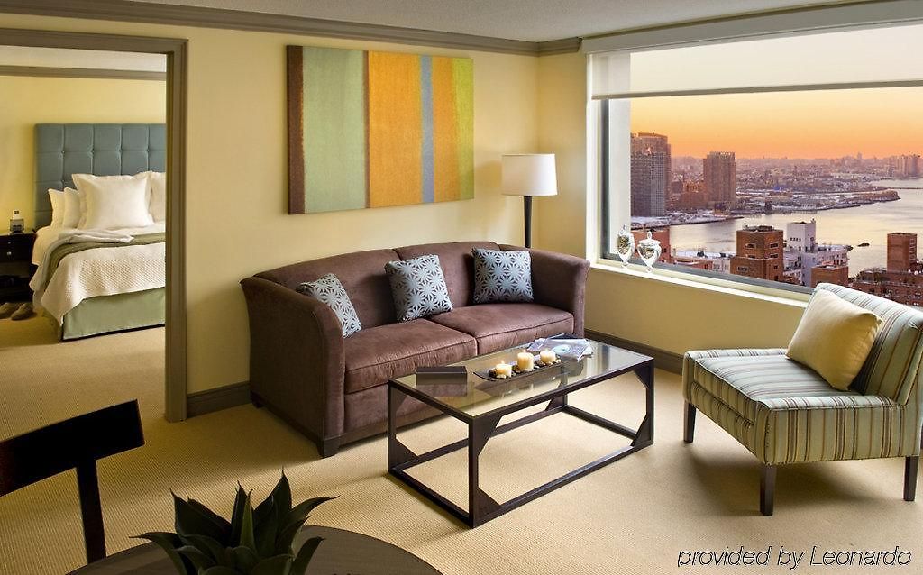 Apartment Sutton Court Residences