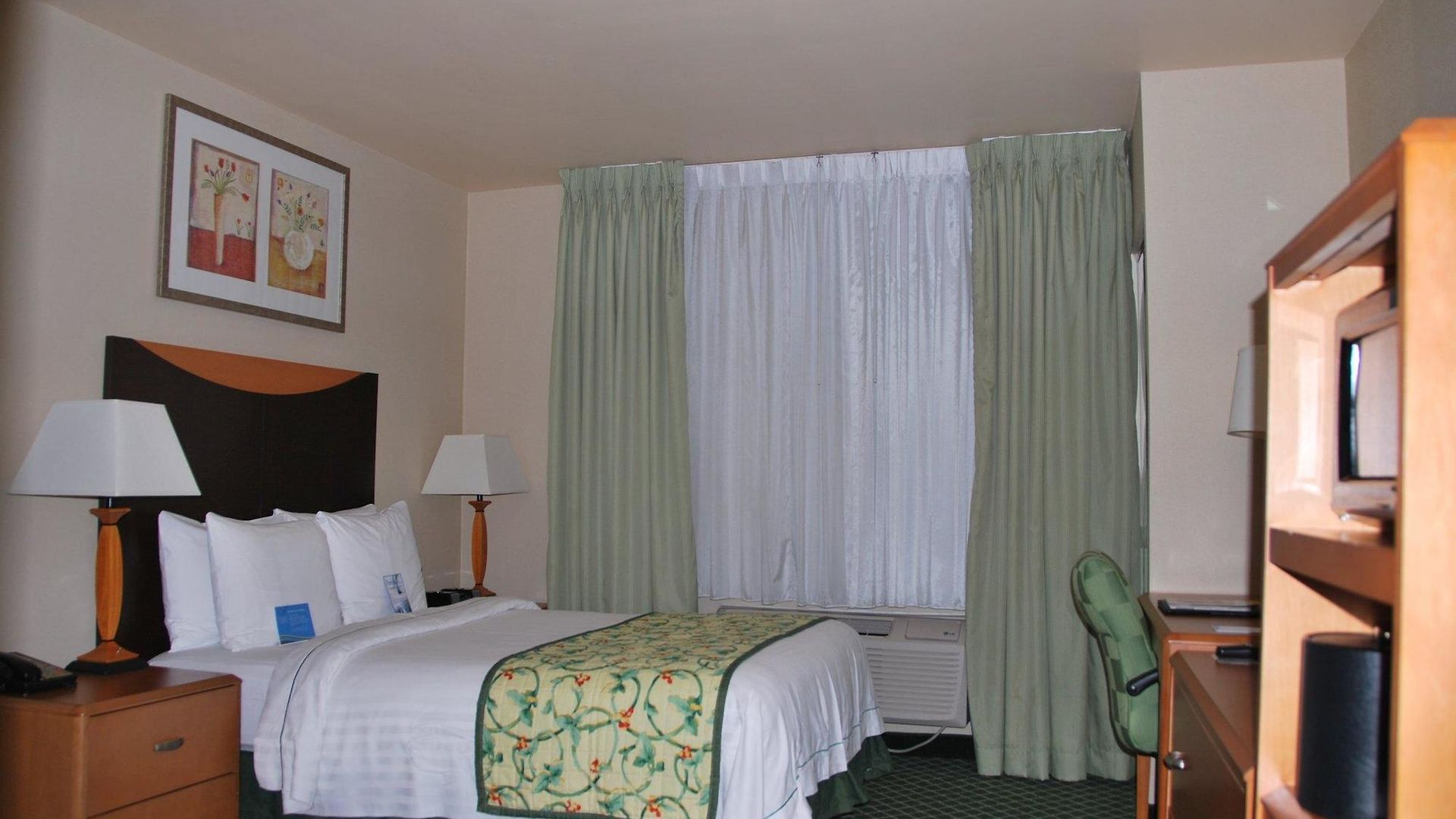 Hotel Fairfield By Marriott Jfk Airport