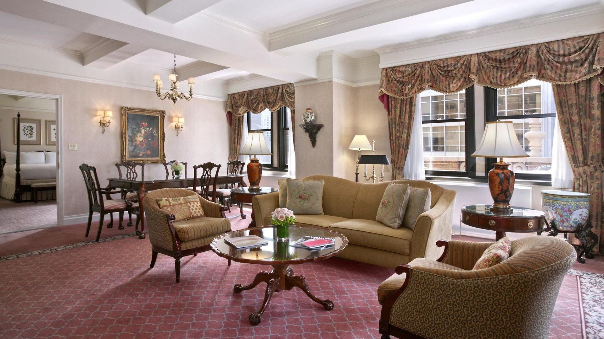 Warwick Hotel 4*