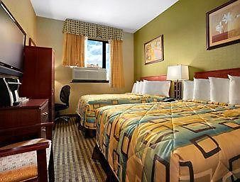 Hotel Q 2*