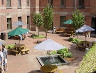 Hostel Hi