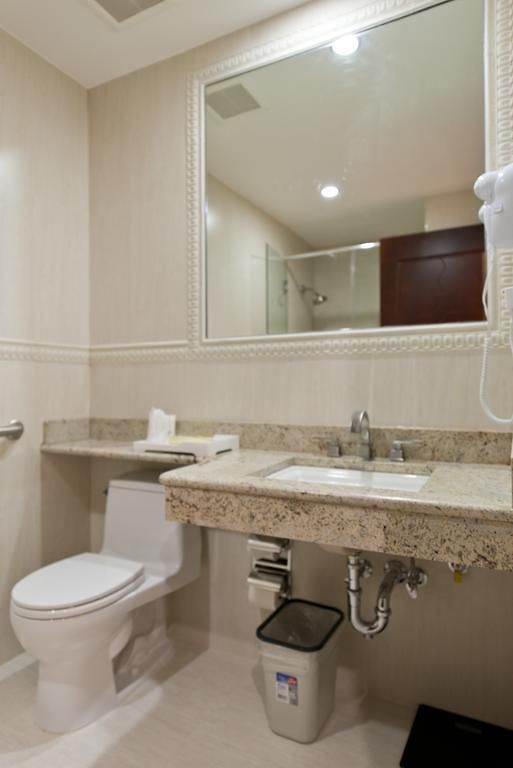 Asiatic - Flushing