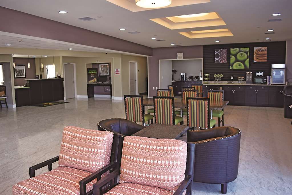 La Quinta & Far Rockaway - 2*