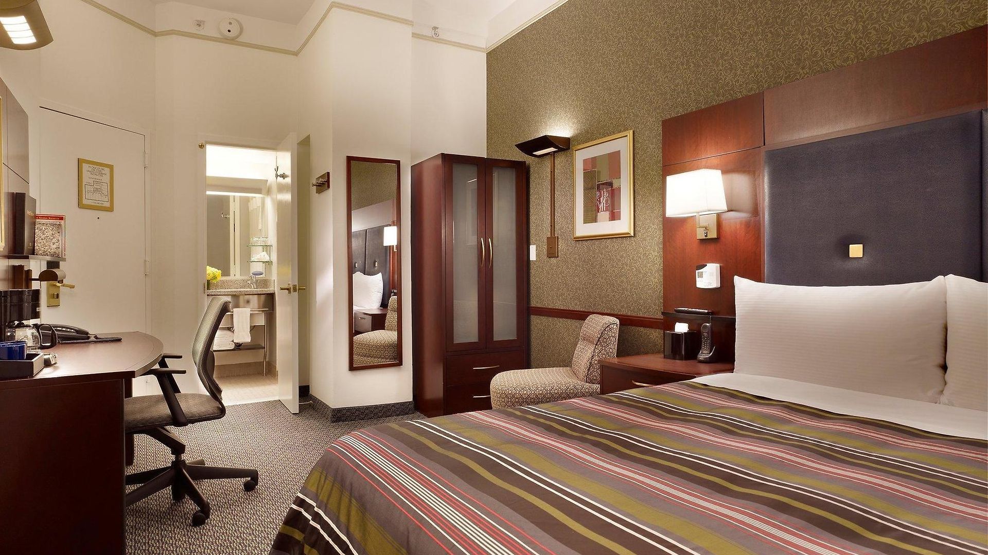 Hotel Radisson Street