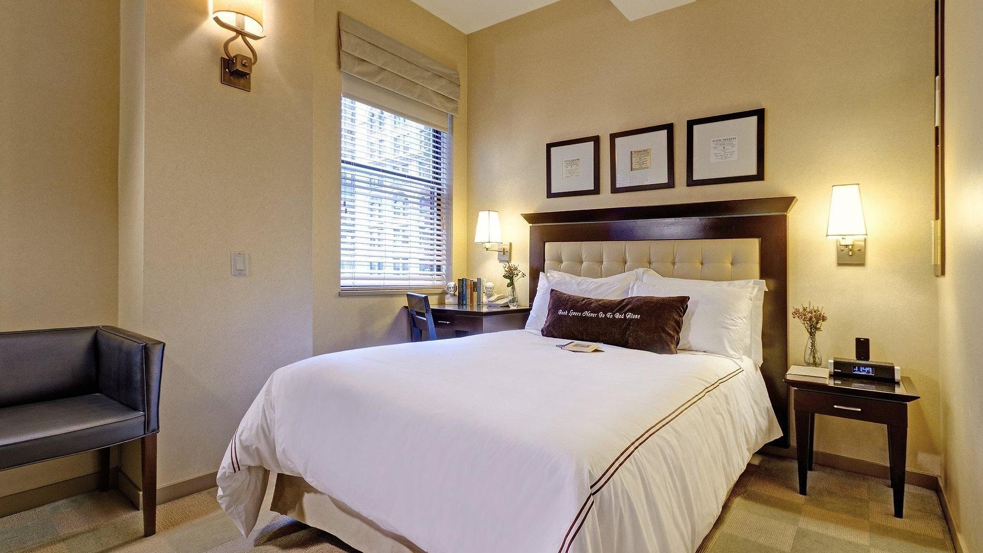 Library By Library Collection Hotel 4*