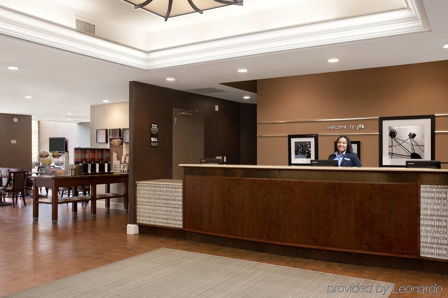 Hotel Hampton Ny-jfk 3*