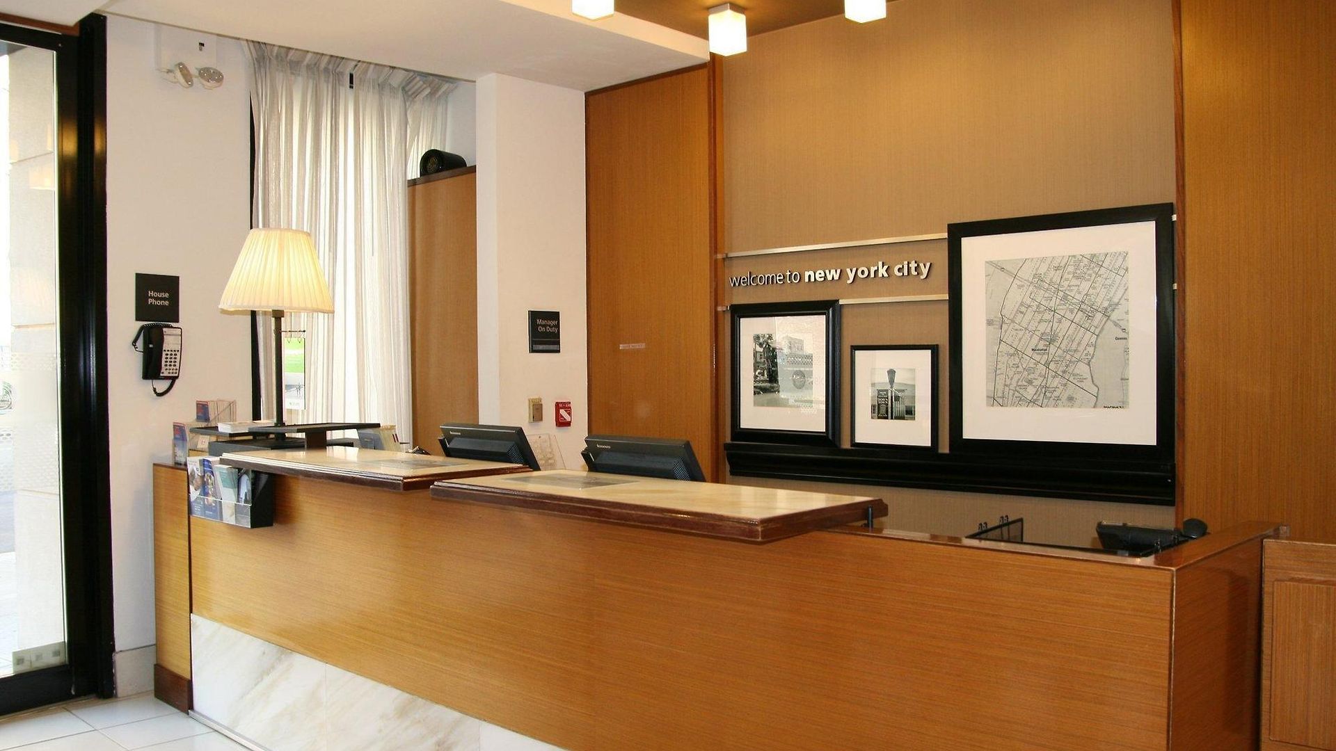 Hotel Hampton Manhattan-seaport-financial District 2*