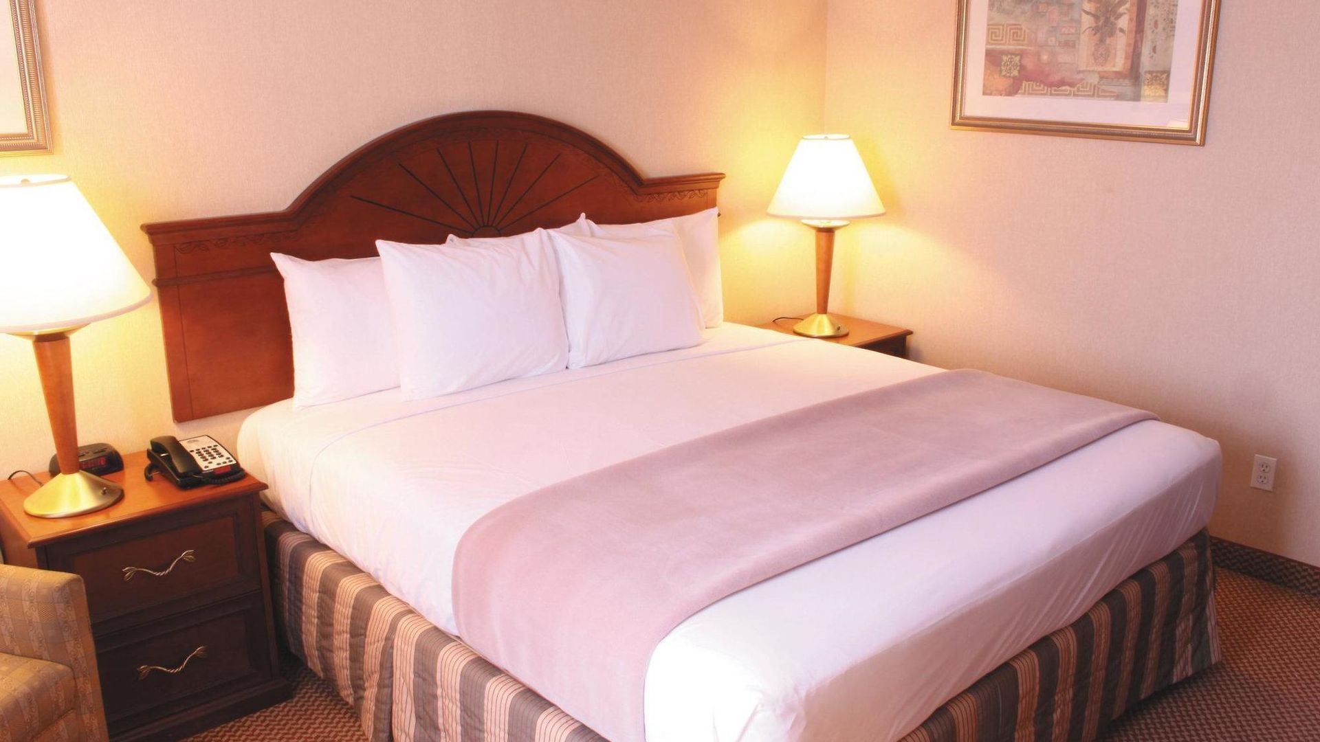 Hotel La Quinta By Wyndham Queens New York