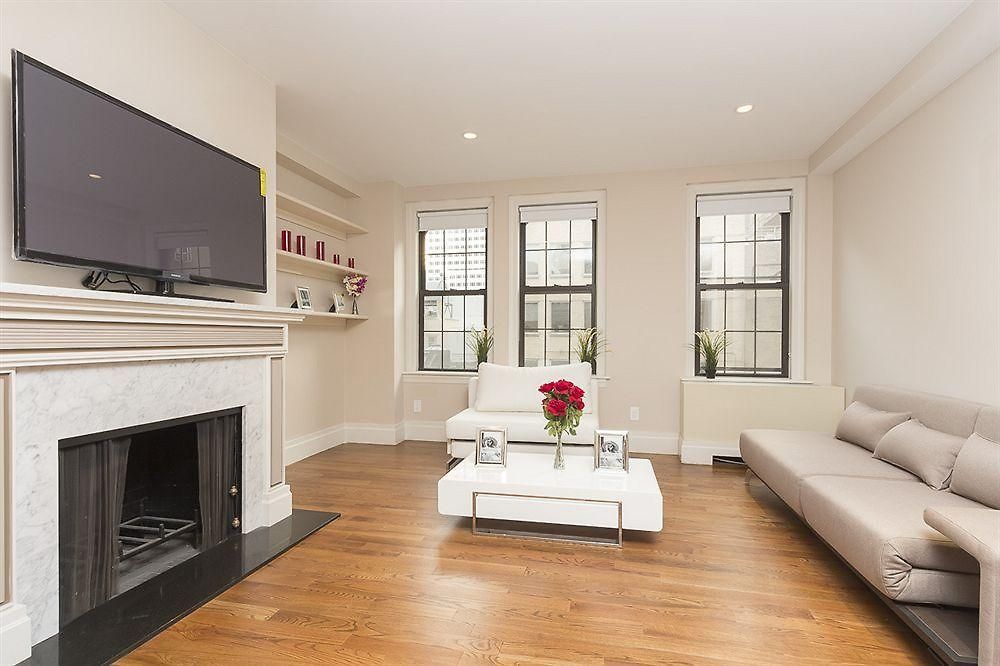 Apartment 5th Ave *
