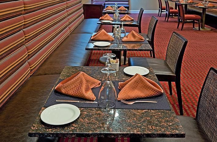 Lic Manhattan View Hotel 3*