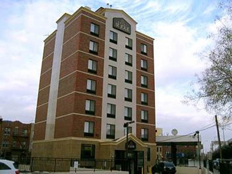 Le Jolie Hotel 2*