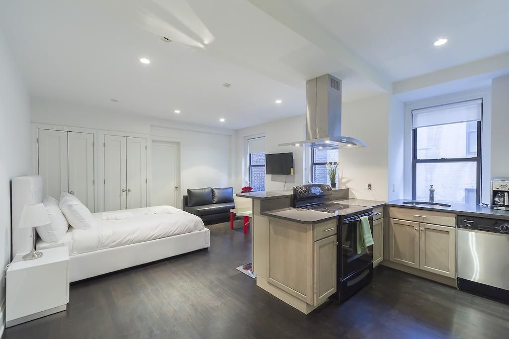 Apartment 5th Ave