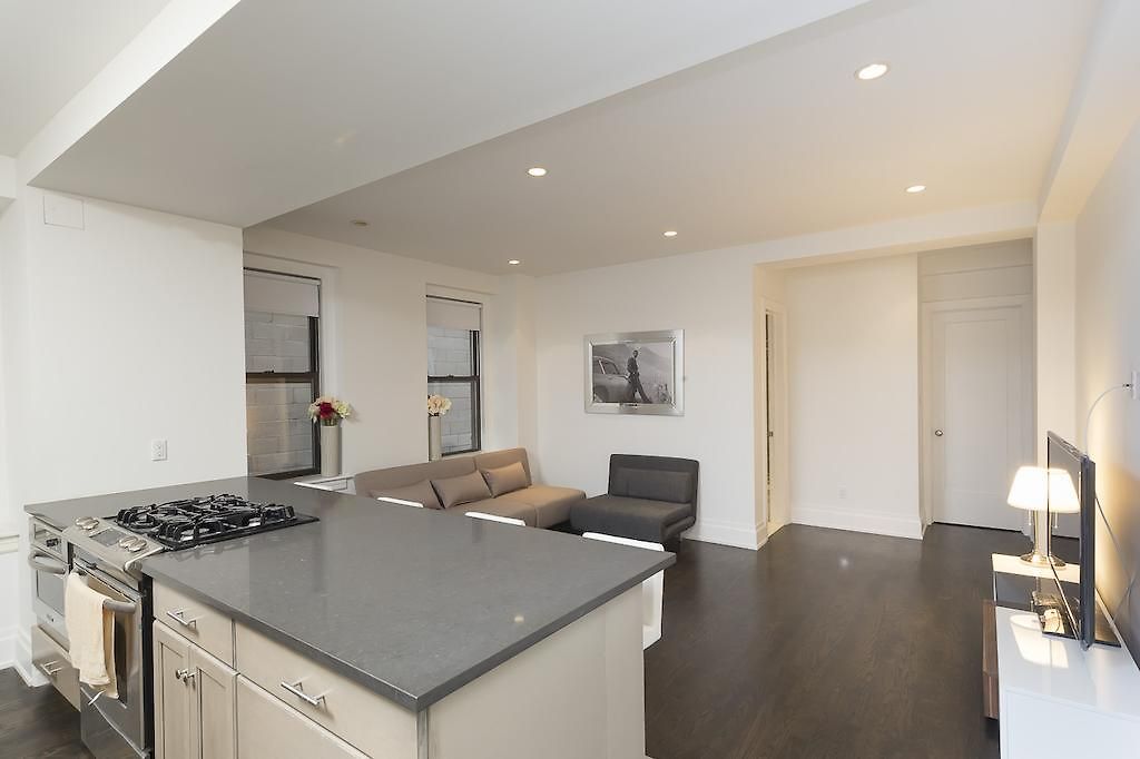 Apartment 5th Ave