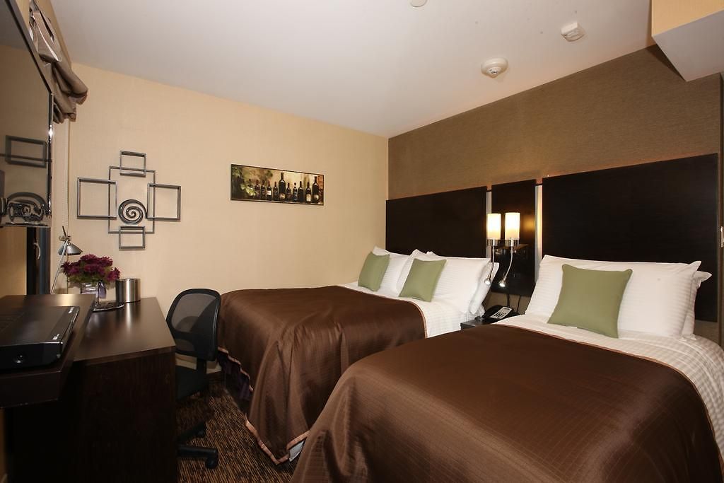 Howard Johnson Soho