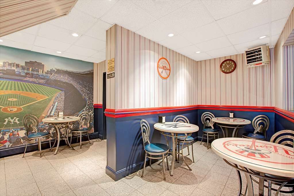 Hotel Yankee Stadium 3*