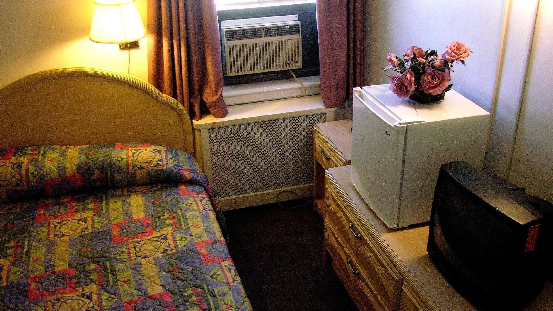 Hostel Flushing Ymca *