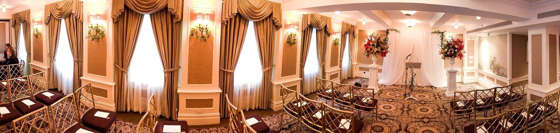 Hotel Plaza Athenee