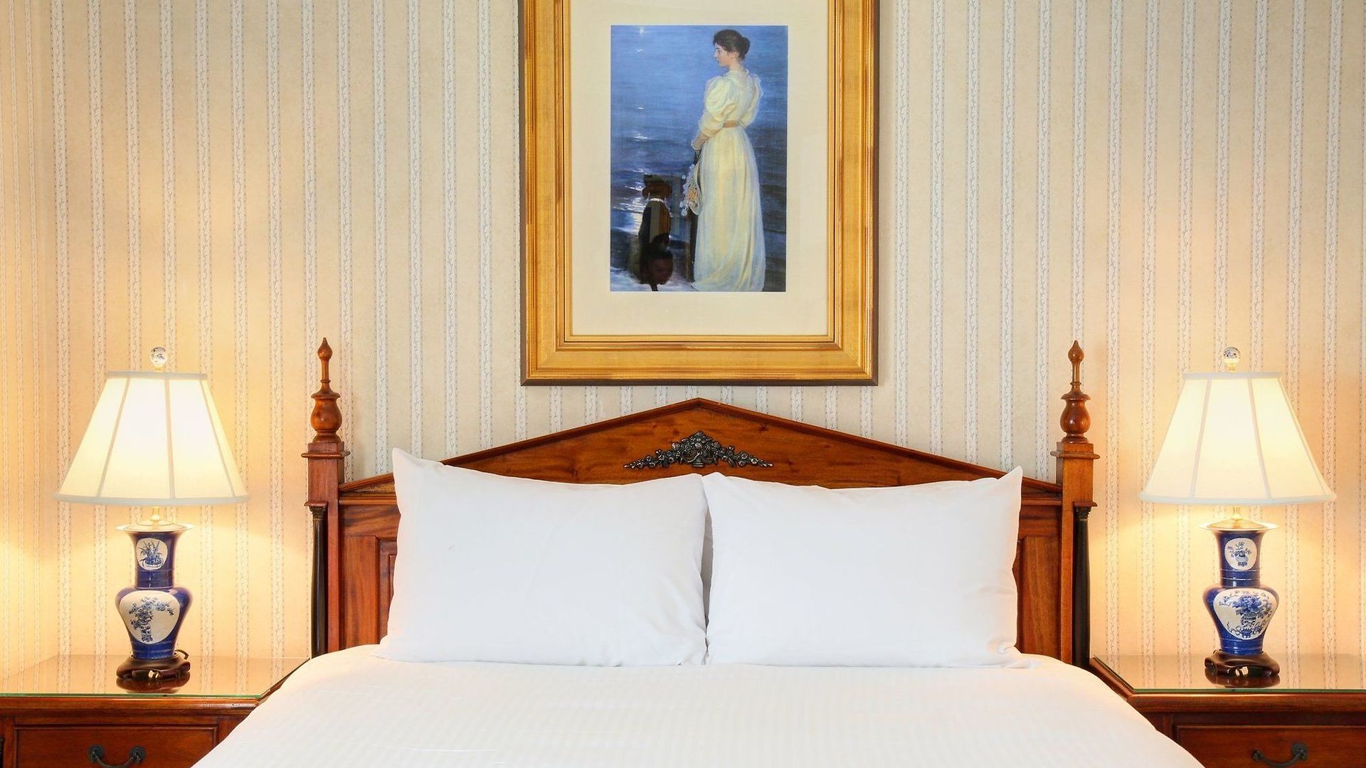 Hotel Roger Smith