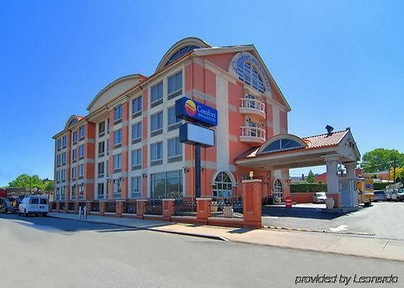 Comfort & Laguardia Airport 4*