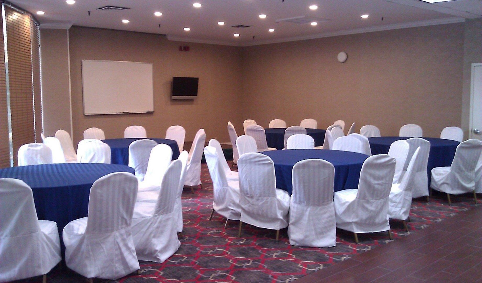 Adria And Conference Center 3* New York
