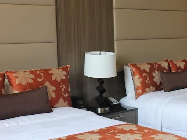 Opera House Hotel 3*