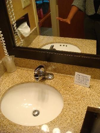 Red Lion & Long Island Hotel 3*