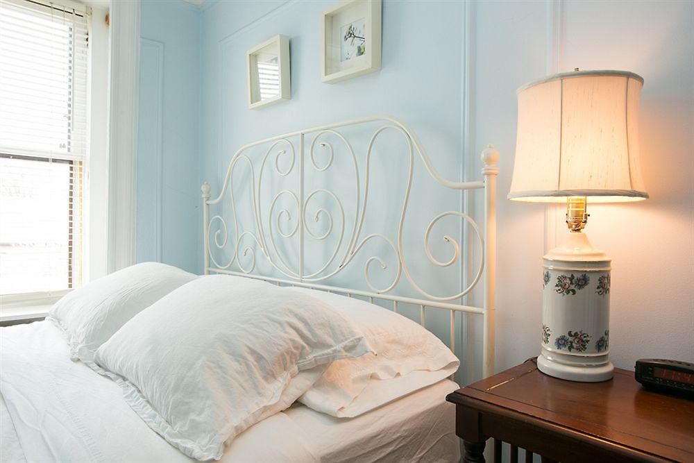 Lefferts Manor 3*